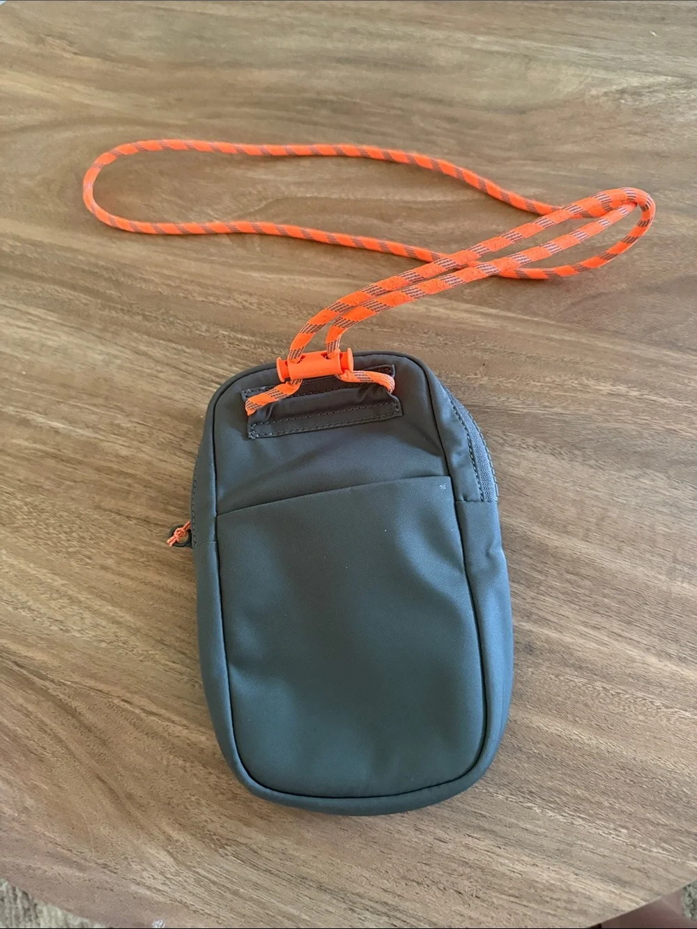 lululemon athletica compact crossbody